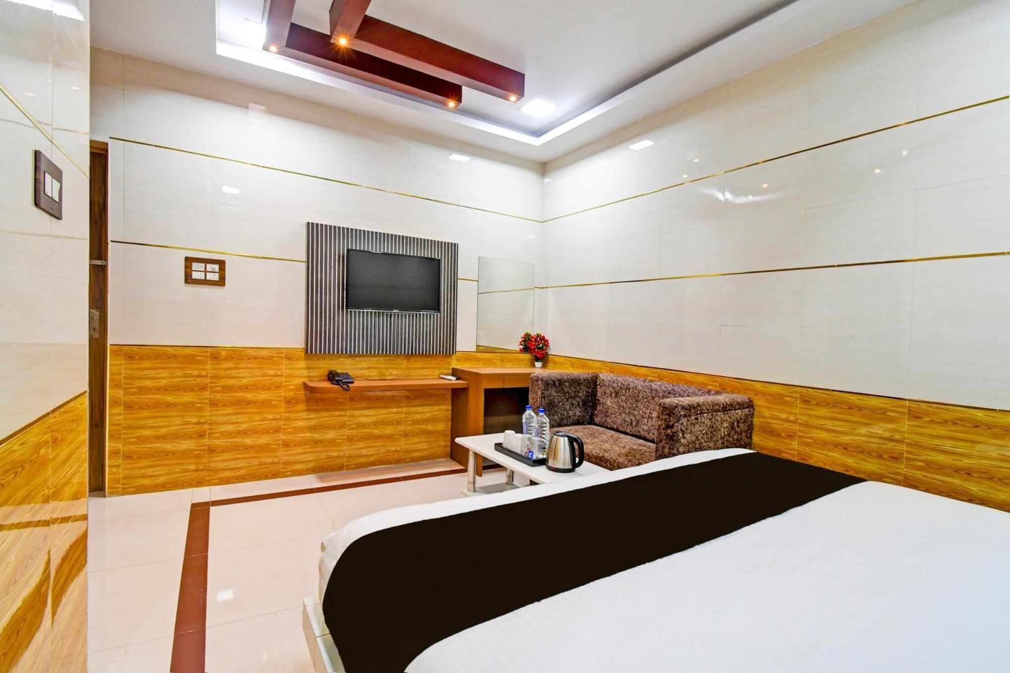 Super Hotel O Maa Bhubaneswari Hotel 外观 照片