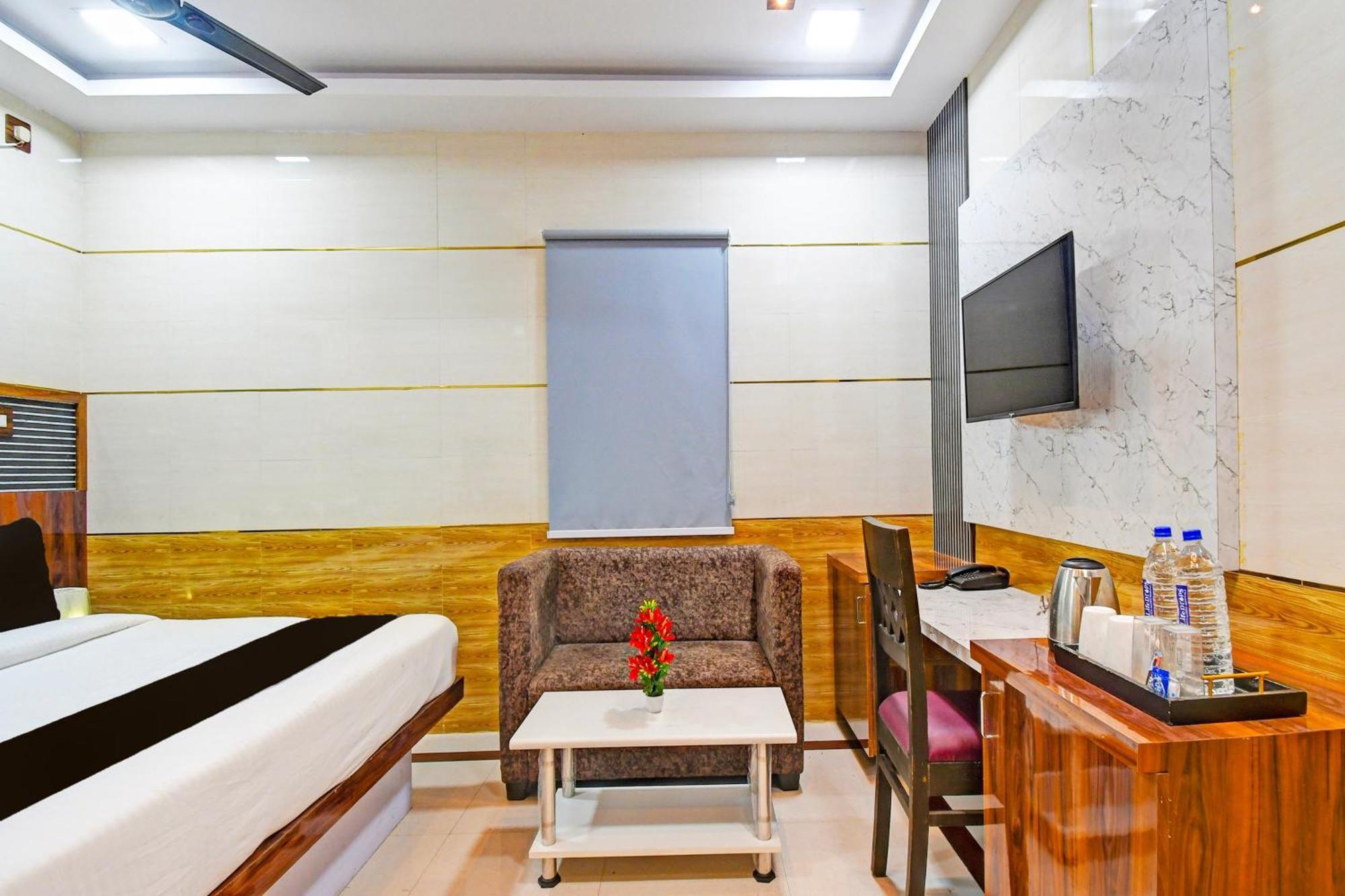 Super Hotel O Maa Bhubaneswari Hotel 外观 照片
